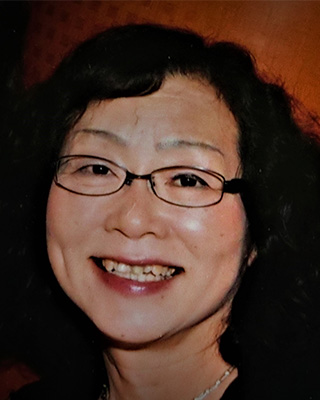 中館栄子