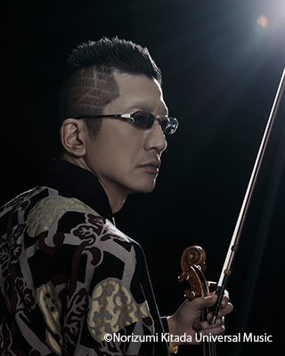 石田泰尚