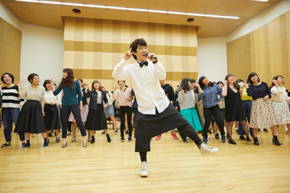 学生との共演