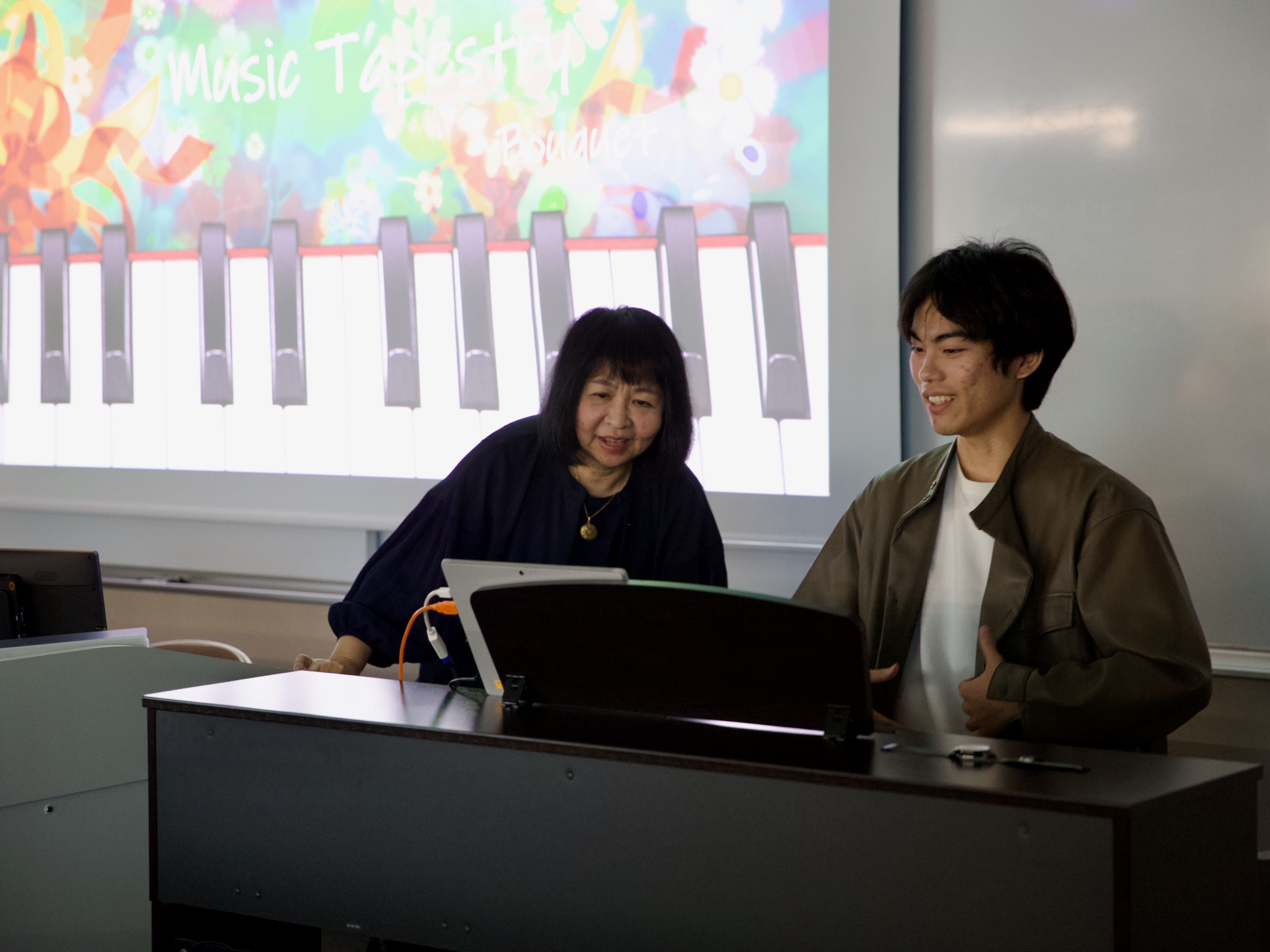 Music Tapestryに挑戦する学生