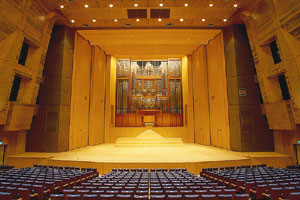 Main Hall (Main hall: 1290 seats)